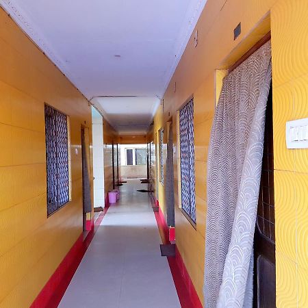 Hotel Swarg Пури Экстерьер фото